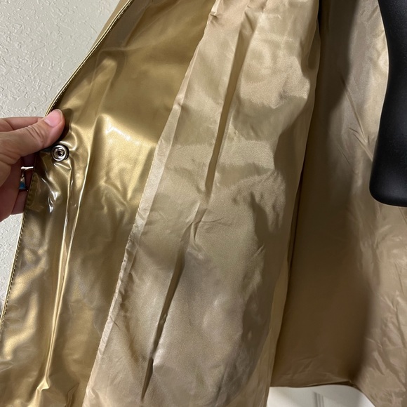 Vintage Raincoat by Ken Sporn. Whippette Gold Raincoat. - Picture 4 of 6